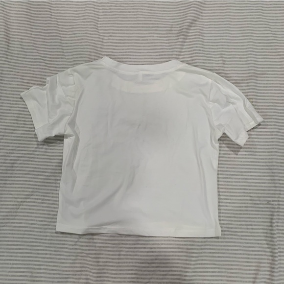 YesStyle bow tee - Picture 2 of 3